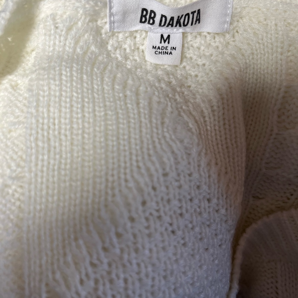 BB Dakota Cable Knit‎ Fringe Sleeve Cropped Sweater - Picture 5 of 8